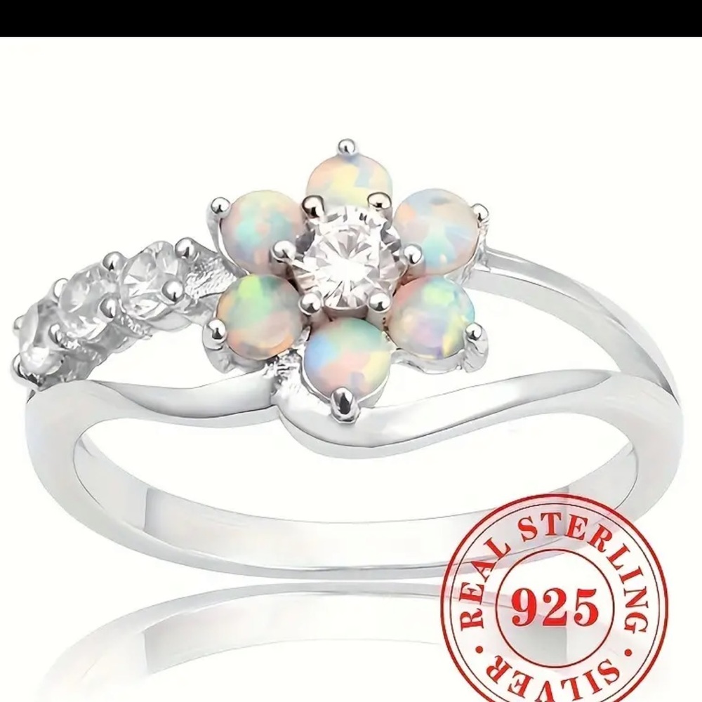 94. NEW 925 Sterling Silver Ring